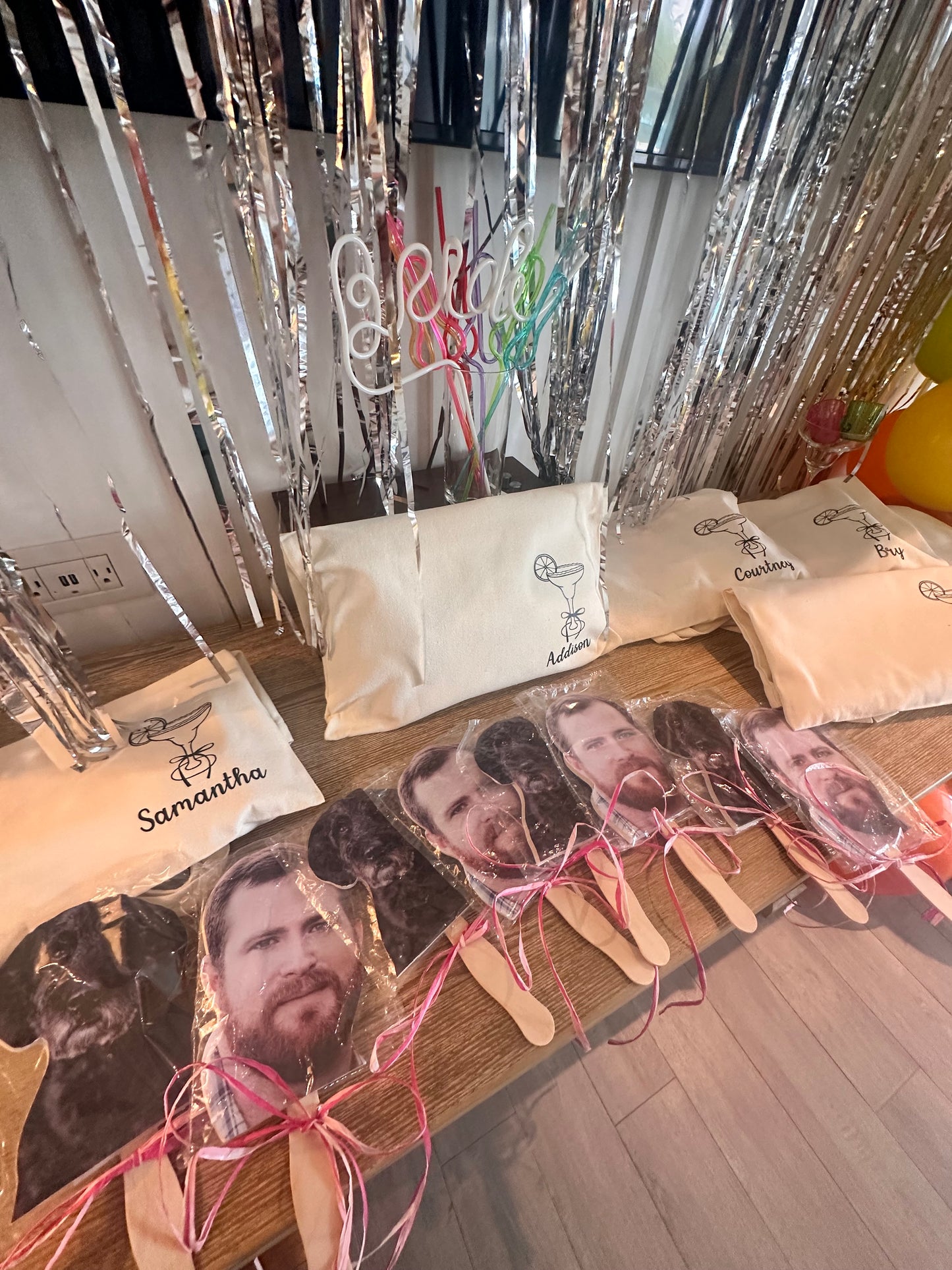 Bachelorette Mini Signs